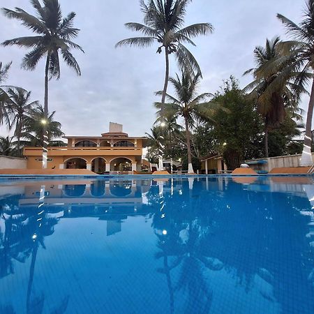 Playa Chachalacas Hotel Gran Palmeiras מראה חיצוני תמונה