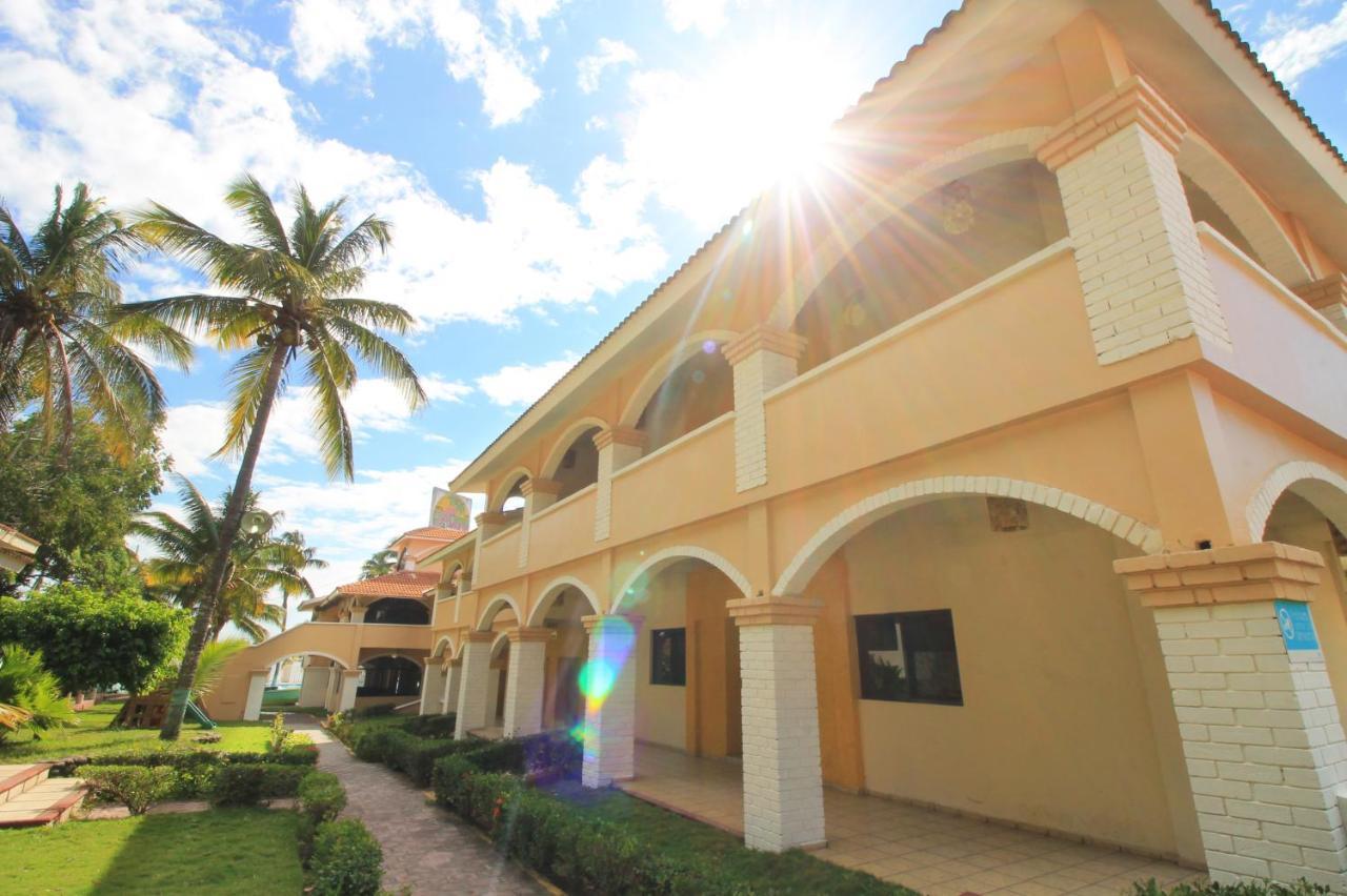 Playa Chachalacas Hotel Gran Palmeiras מראה חיצוני תמונה