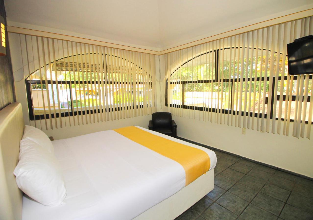 Playa Chachalacas Hotel Gran Palmeiras מראה חיצוני תמונה