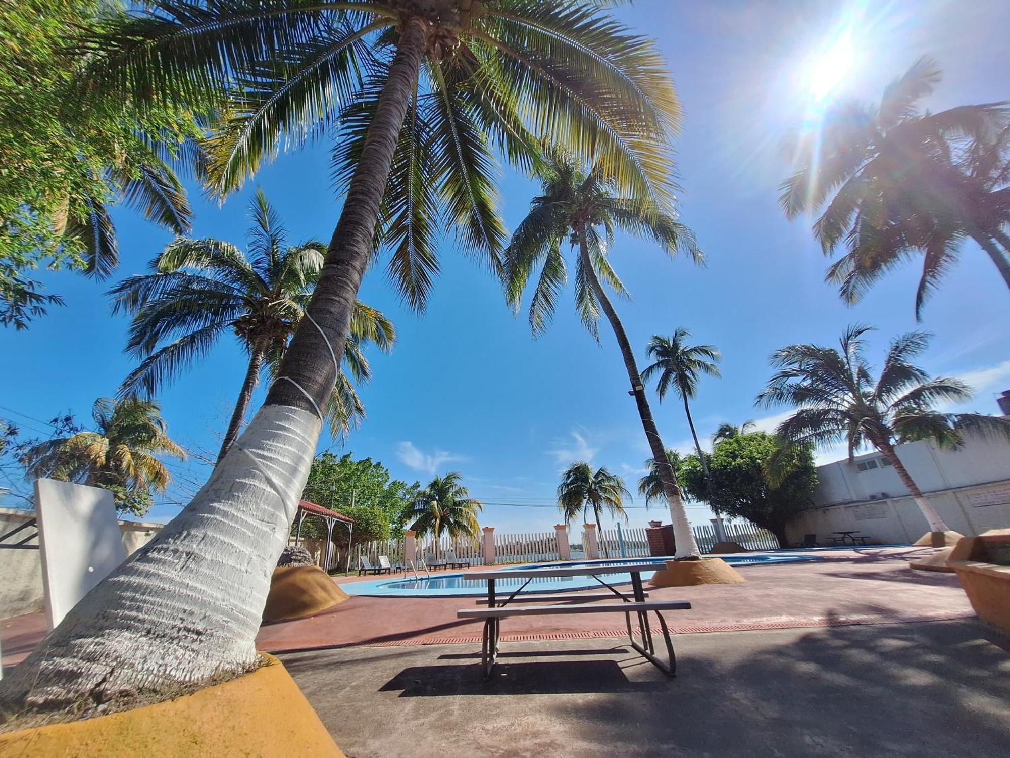 Playa Chachalacas Hotel Gran Palmeiras מראה חיצוני תמונה